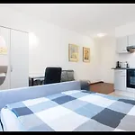 Neat Apartment In Duesseldorf